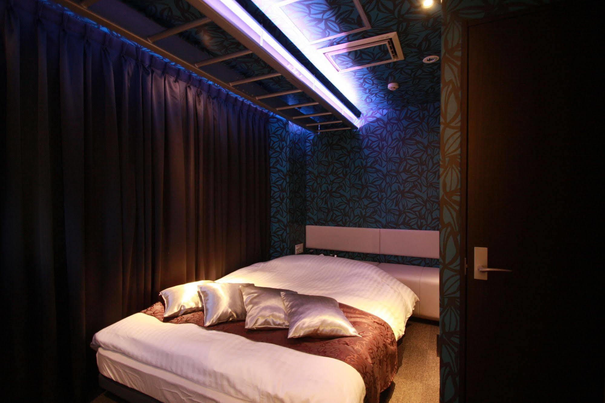 Hotel Edoyado (Adults Only) Tokyo Bagian luar foto