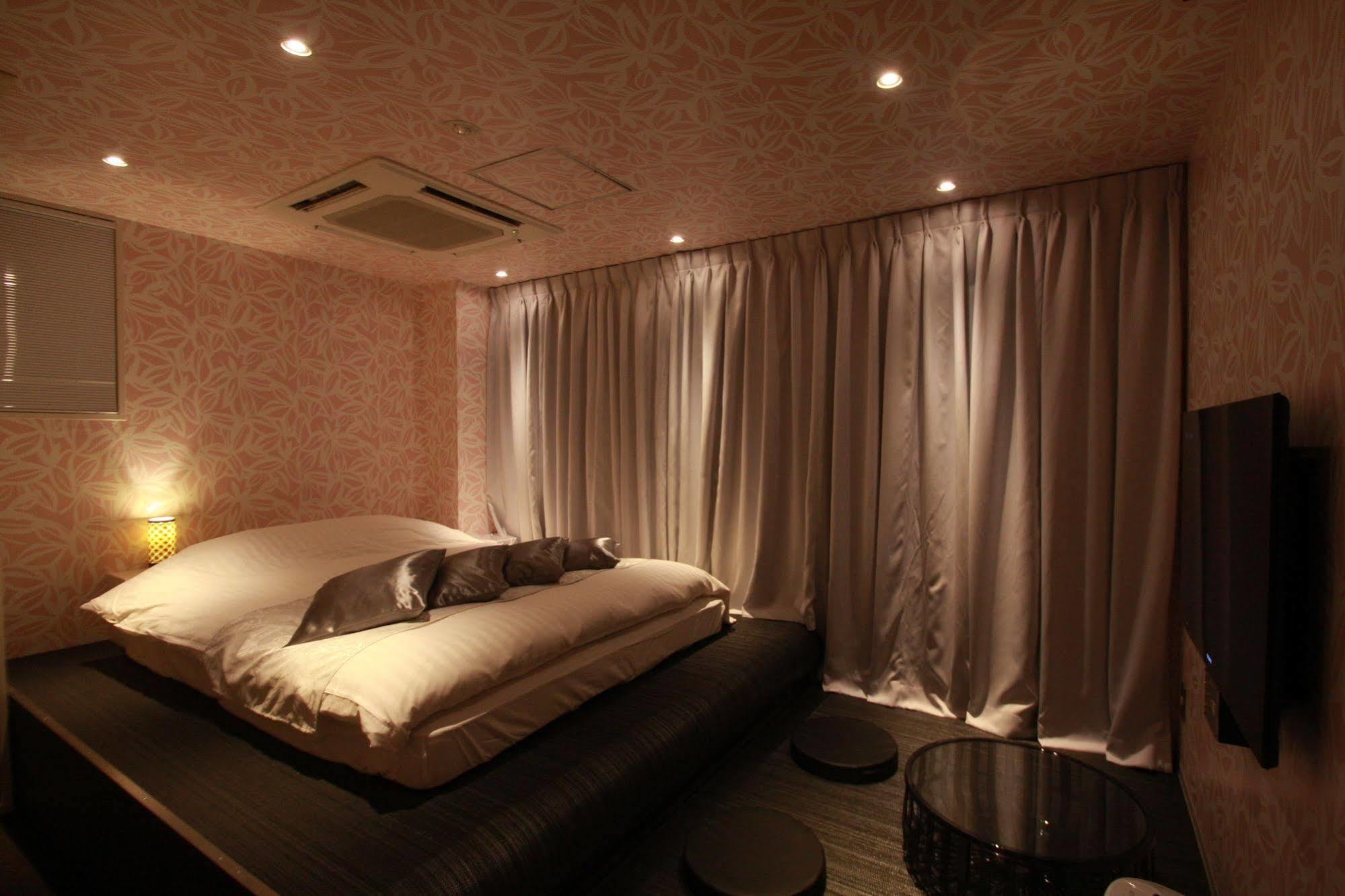 Hotel Edoyado (Adults Only) Tokyo Bagian luar foto